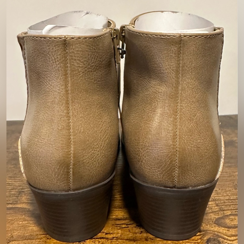 Frye and Co. Women’s Stone Jude Stacked Heel Booties NWT Size 9 - Picture 7 of 10